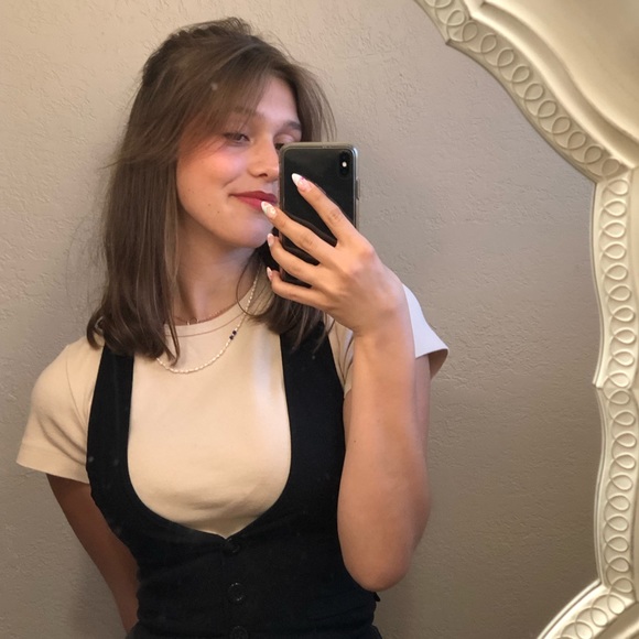 Meet your Posher, Sophie - Picture 2 of 2